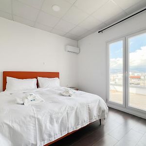 Kamer met een Queen Size Bed